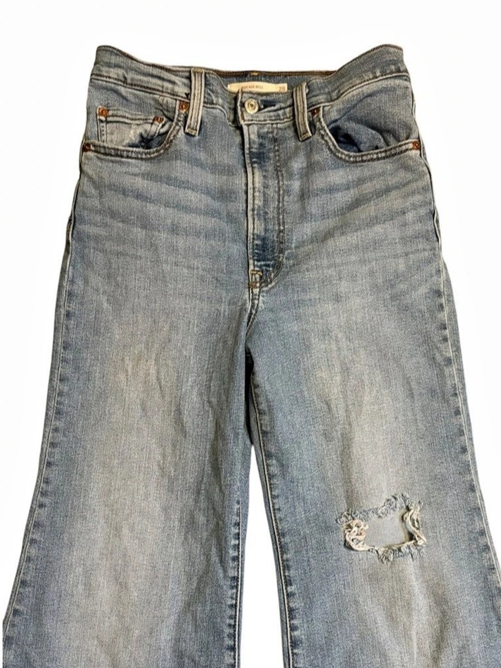 Levi’s Ribcage Bell Jeans Women’s Size 28 Light Wash Distressed Flare - Picture 6 of 9